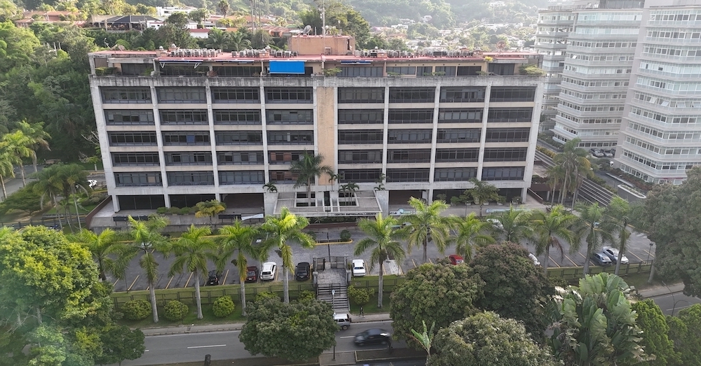 Foto del Edicifio: Centro Empresarial Lagunita cede de RIV EL Hatillo